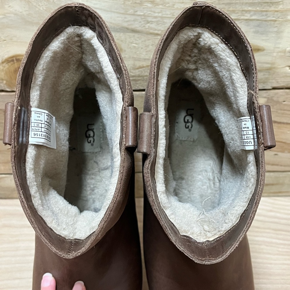 UGG Work Boots - Picture 12 of 12